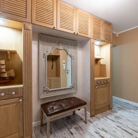Spacious 2br With Garage In Chataldzha Варна